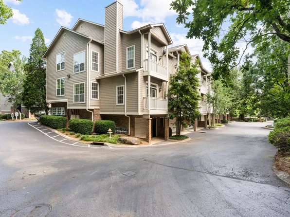 2049 Stokes Ln, Nashville, TN 37215