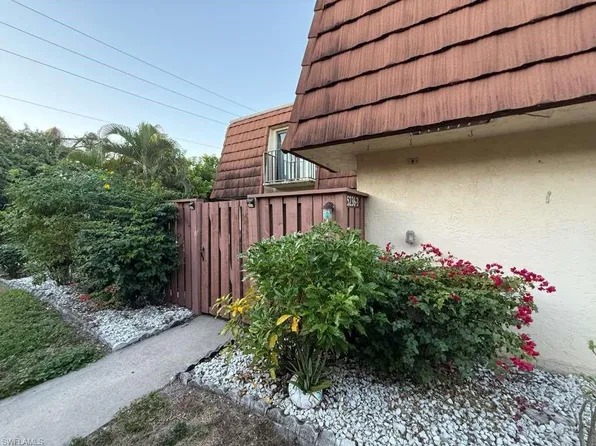 5236 Cedarbend Dr APT 3, Fort Myers, FL 33919