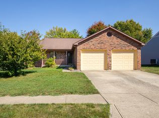 8811 Country Walk Dr, Indianapolis, IN