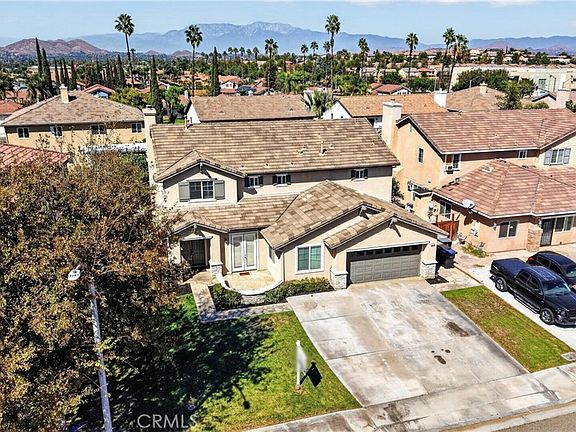 3rd image of 11123 Violet Ct