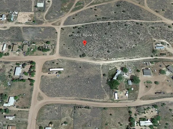 166 E Alpine Dr, Paulden, AZ 86334