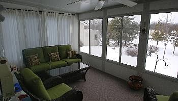 3rd image of 13857 Briggs St