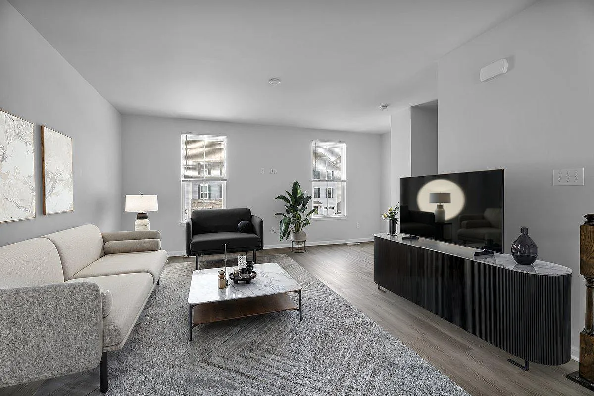 3 bed, 2.5 bath, 1720 sqft, $3,100 — Photo 2
