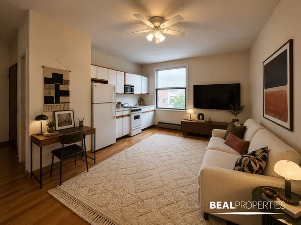 635 W Barry Ave, 635 W Barry Ave #3e087712c, Chicago, IL 60657