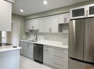 70 Lady Churchill Ct, Toronto, ON M1V 2J6