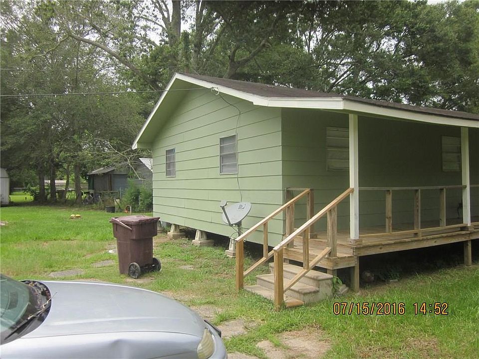 2nd image of 115 Hope Ln