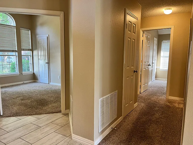 5605 Belle Chasse Ln — Photo 17