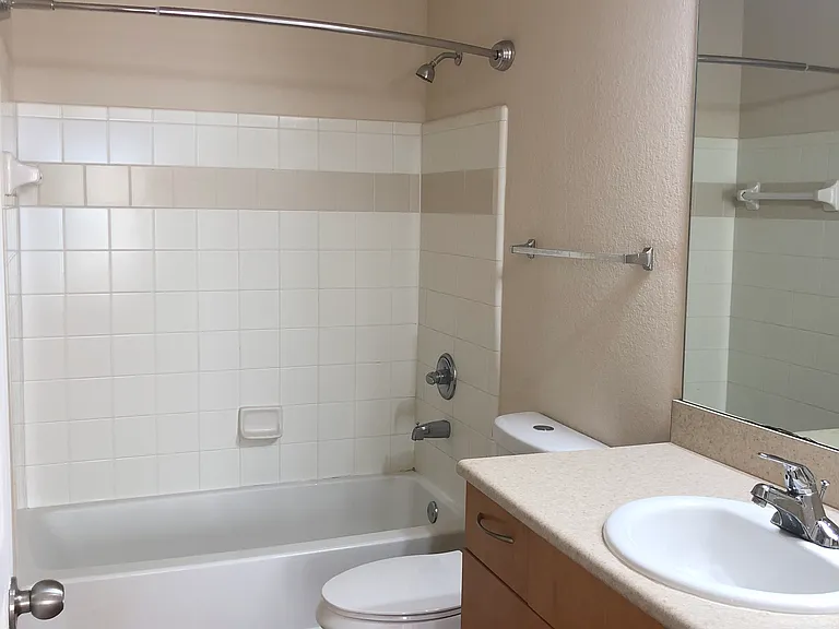 8290 Gate Pkwy W #1308 — Photo 9