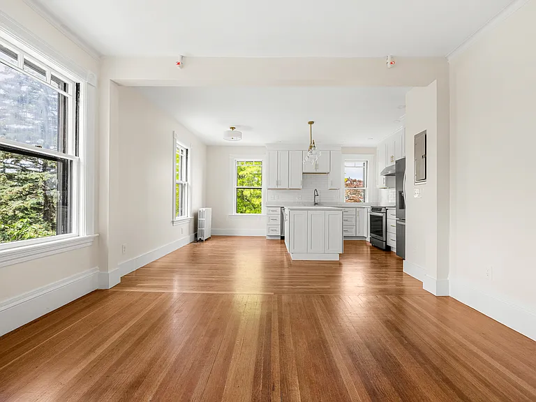 18 Loring Ave #2 — Photo 3