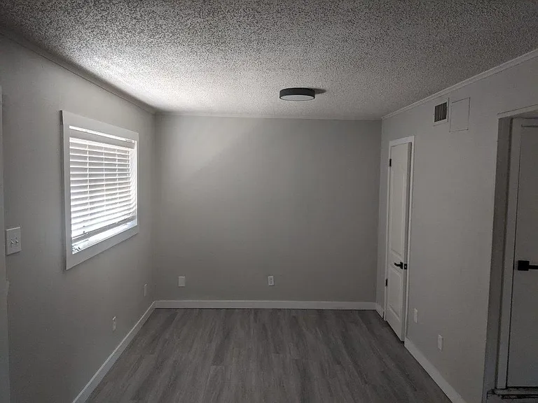 301 Avenue U #201 — Photo 8