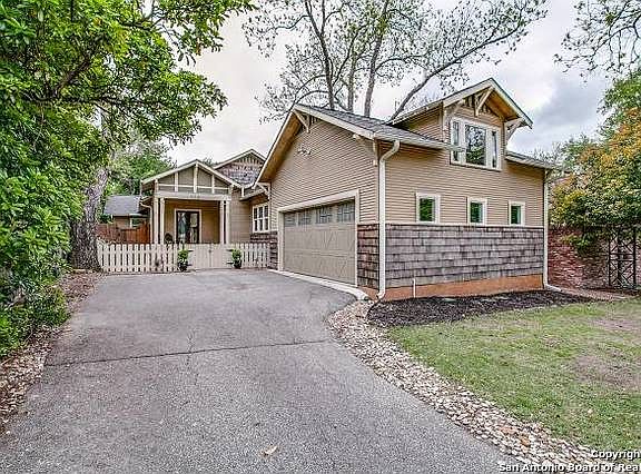 2nd image of 216 Alta Ave
