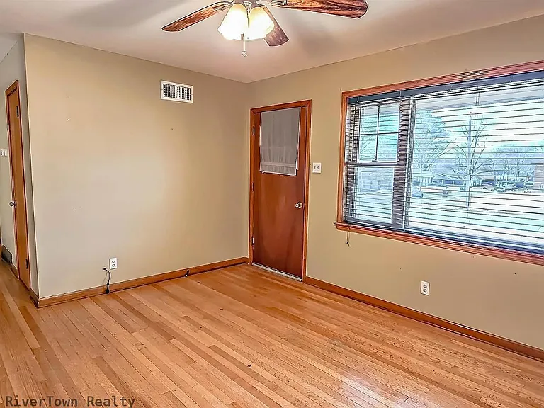 2644 Courtney Dr — Photo 14