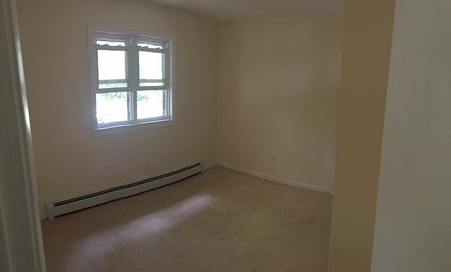 2nd image of 73 Lantern Park Dr Unit 2