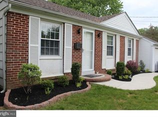 1048 Woodbourne Dr, Southampton, PA 18966