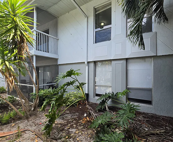 1849 Maravilla Ave #A14 — Photo 20