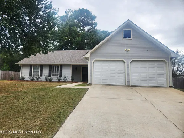 635 Live Oak Dr, Madison, MS 39110
