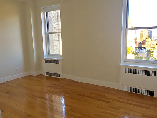 Rented by Stonehenge NYC LLC | media 24