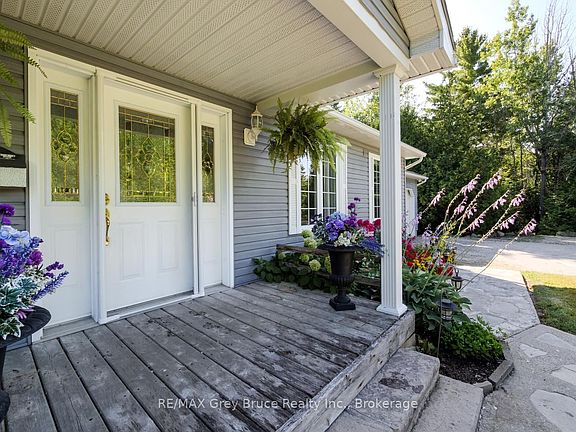 4th image of 358 Huron Rd