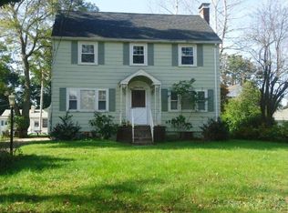 23 Beach St, Woburn, MA 01801