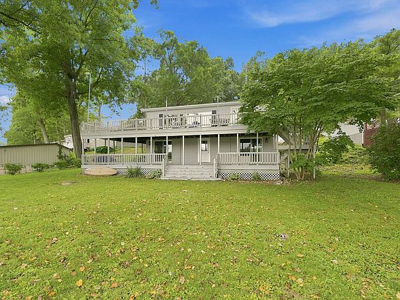 4th image of 320 Schaeffers Ct