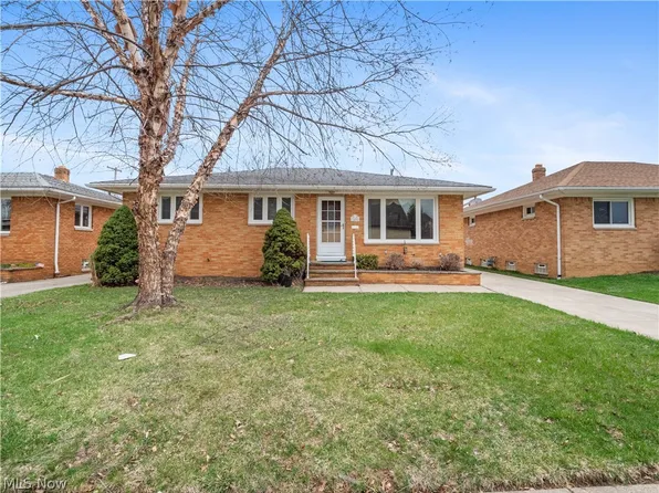 3406 Marioncliff Dr, Parma, OH 44134