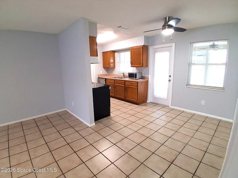 500 Sylvia Rd — Photo 3