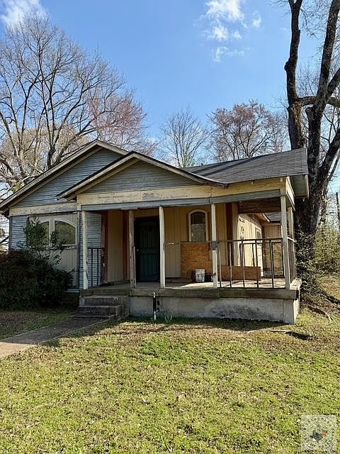 1st image of 615 Melton St