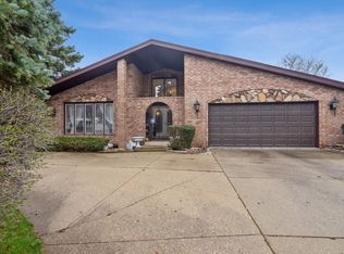 1145 Bette Ln, Glenview, IL 60025