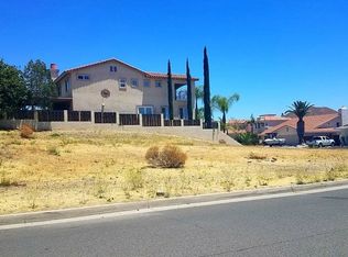 22200 Whirlaway Ct, Canyon Lake, CA 92587