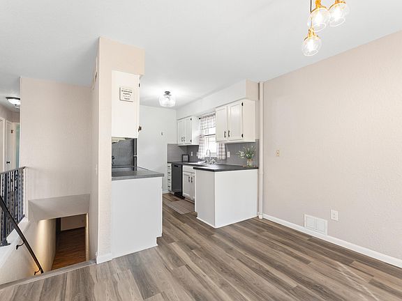 5th image of 6509 S Corey St