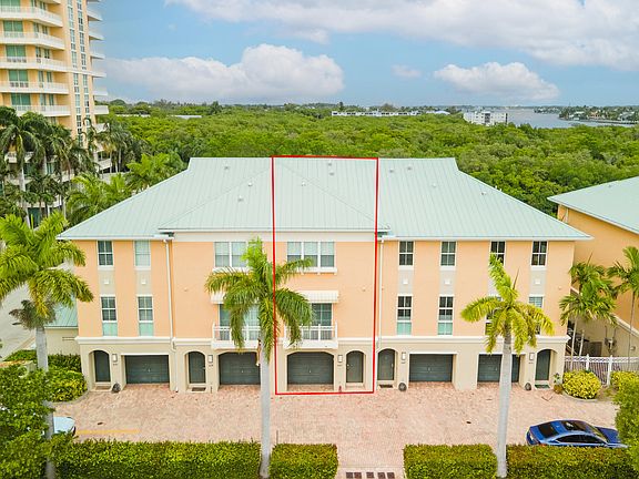 3rd image of 643 Casa Loma Boulevard