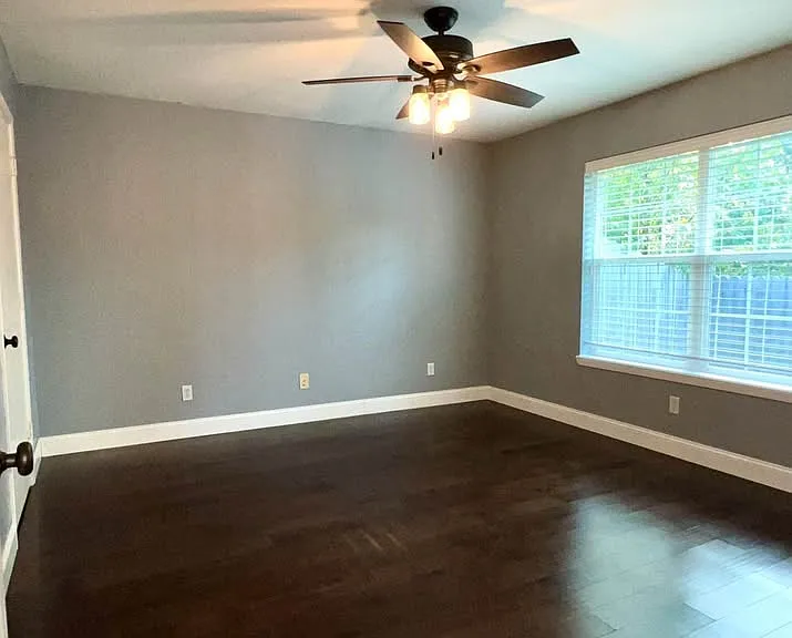 302 Willowbrook Ln — Photo 15
