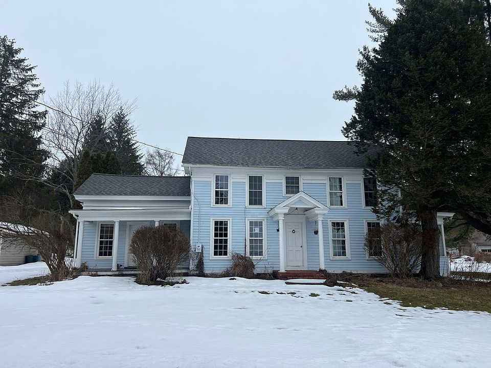 1st image of 3121 Lake Moraine Rd