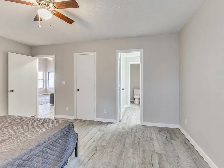 6724 S 78th Ave E #A — Photo 16