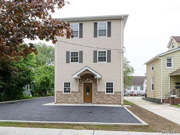 2nd image of 123 Clinton Ave #B