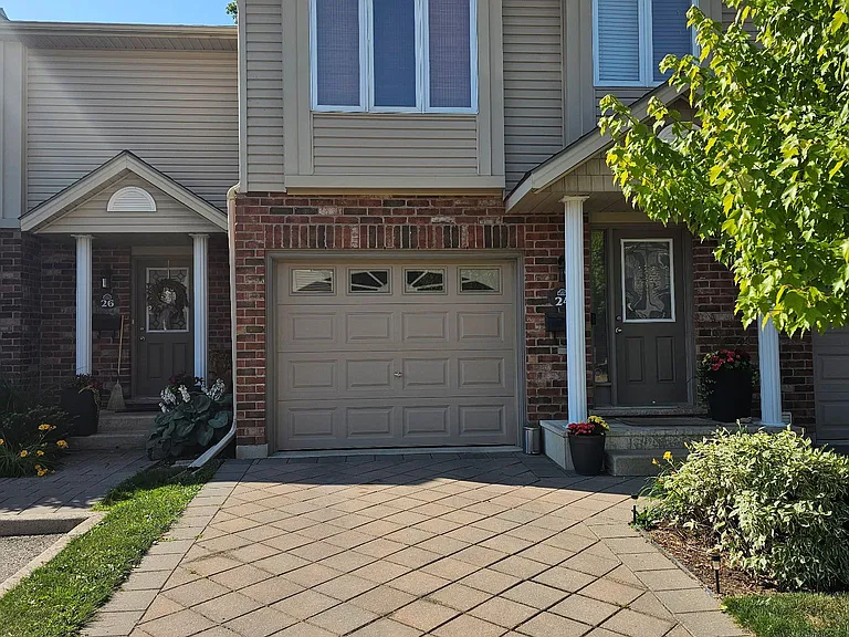 1625 Purser St #24 — Photo 1