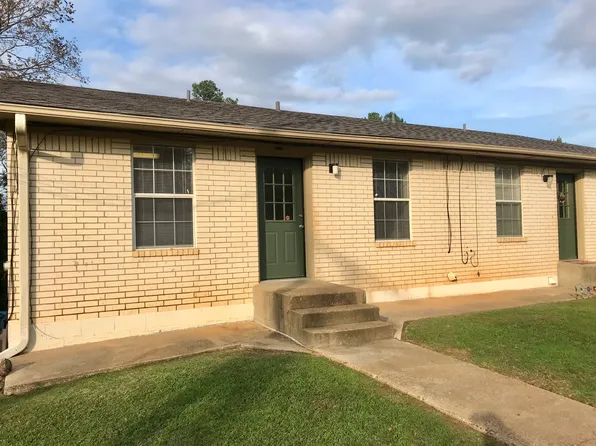 117 E Bingham Rd APT A, White Oak, TX 75693