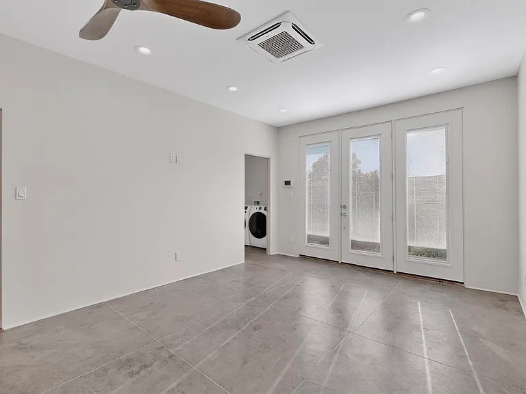 705 Alcalde Pl SW #1 — Photo 8