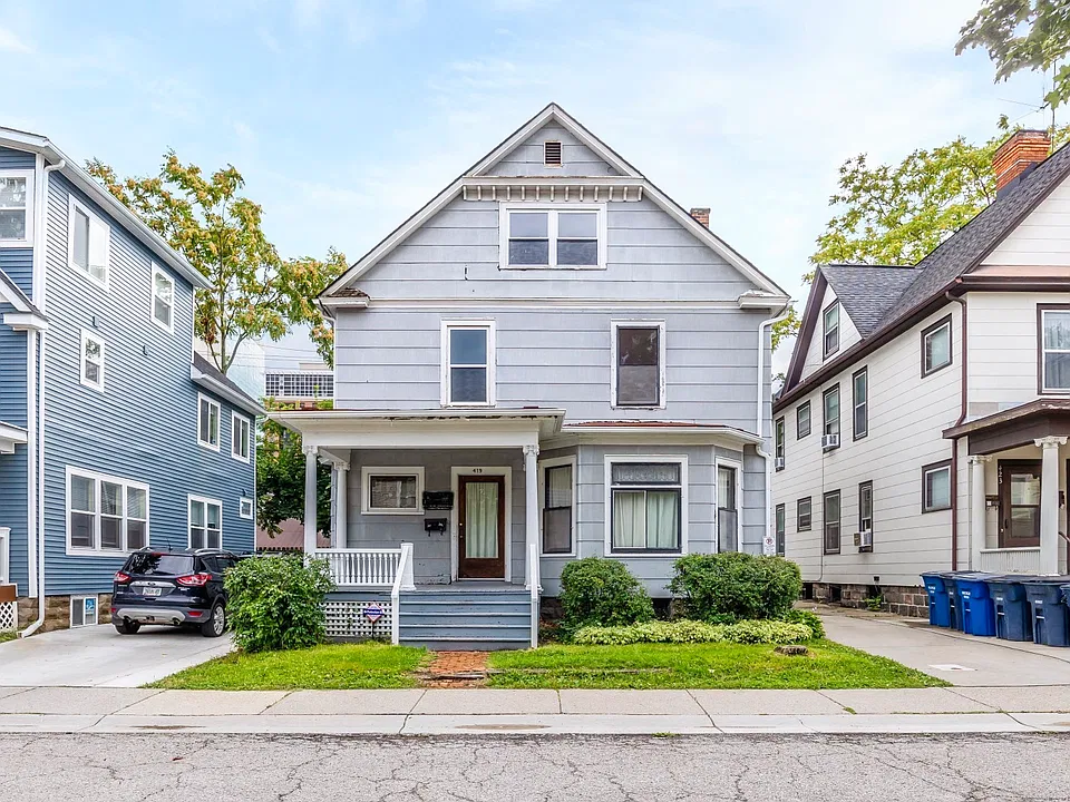 419 Hamilton Pl