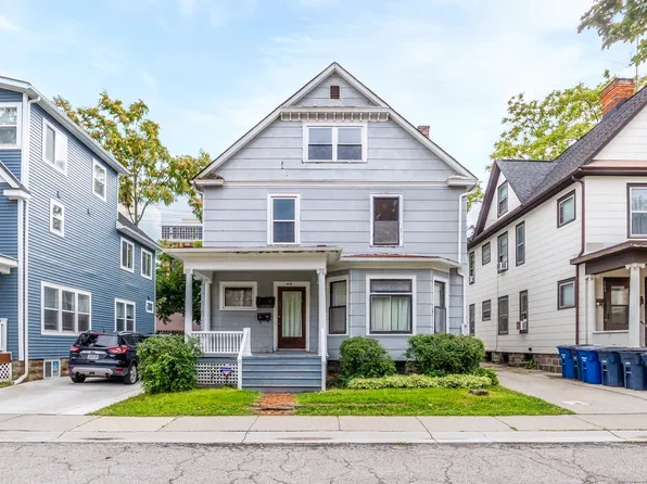 419 Hamilton Pl, Ann Arbor, MI 48104