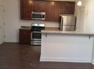 1717 S Racine Ave #3R, Chicago, IL 60608