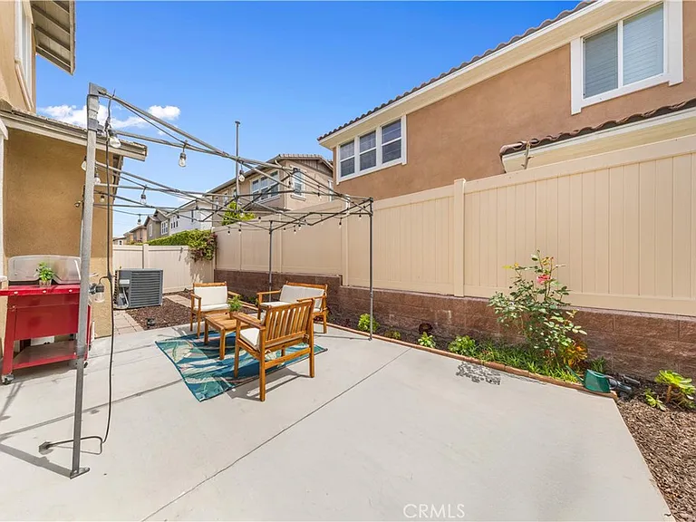16005 Blueberry Ave — Photo 35
