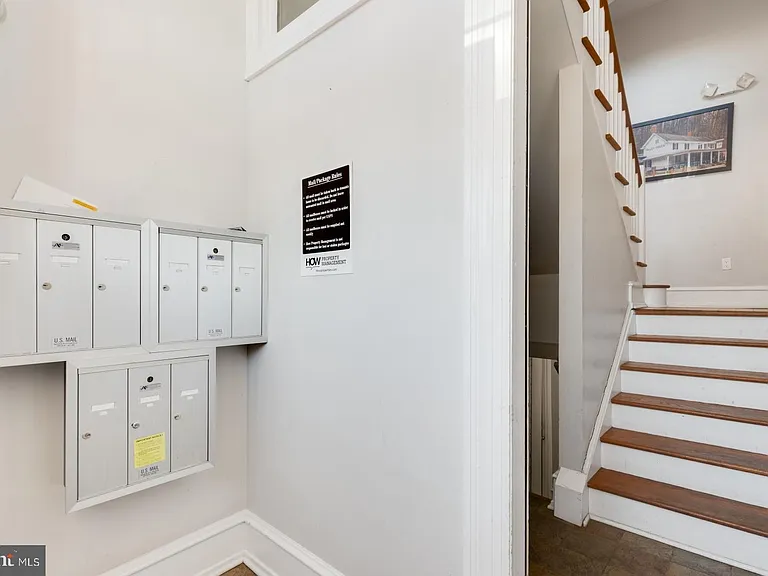 2136 E Dauphin St #301 — Photo 17