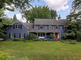 44 Adams Point Rd, Barrington, RI 02806