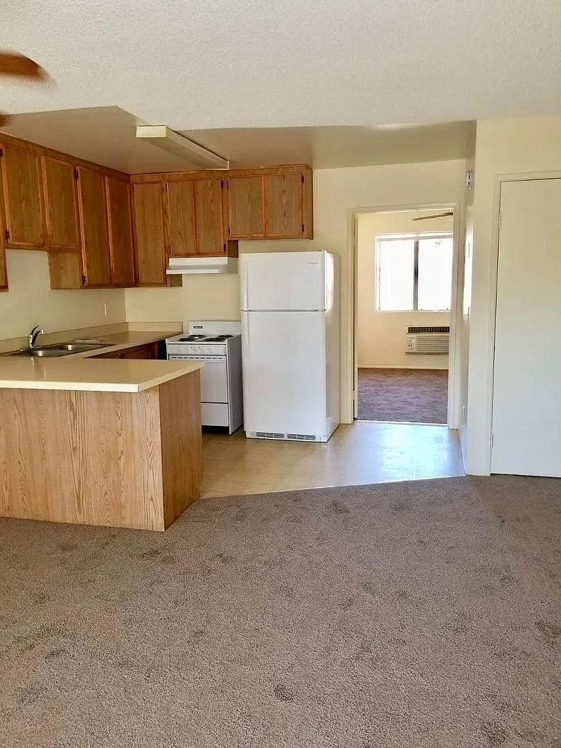 HELIX GARDEN SENIOR APARTMENTS — Photo 2