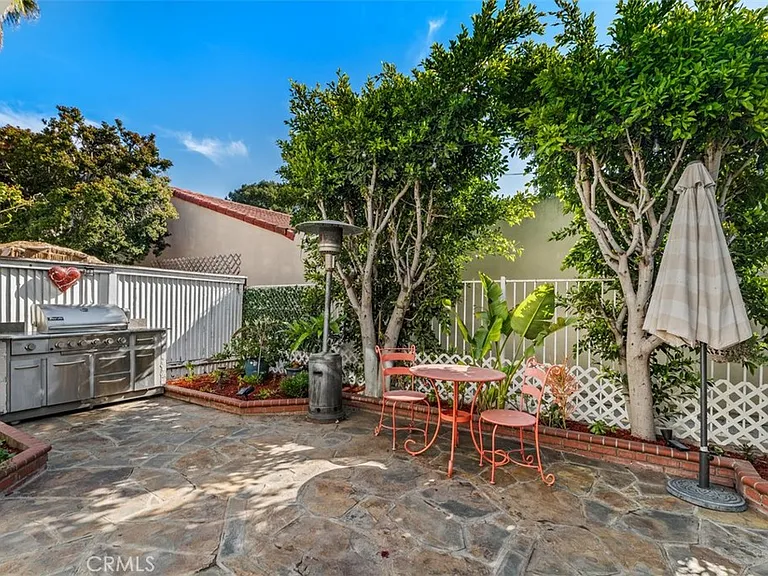 2 Meadowsweet Way — Photo 26