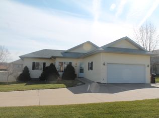 609 Bay Ct, Onalaska, WI 54650