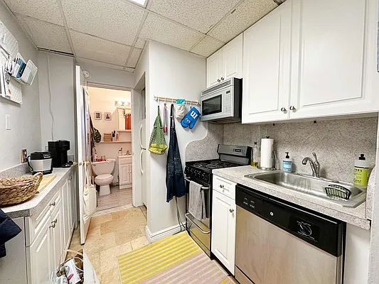 Rented by Living New York | media 9