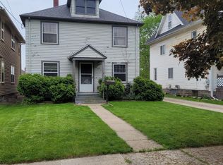 1009 W Ionia St, Lansing, MI 48915