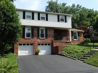 117 N Jamestown Rd, Coraopolis, PA 15108